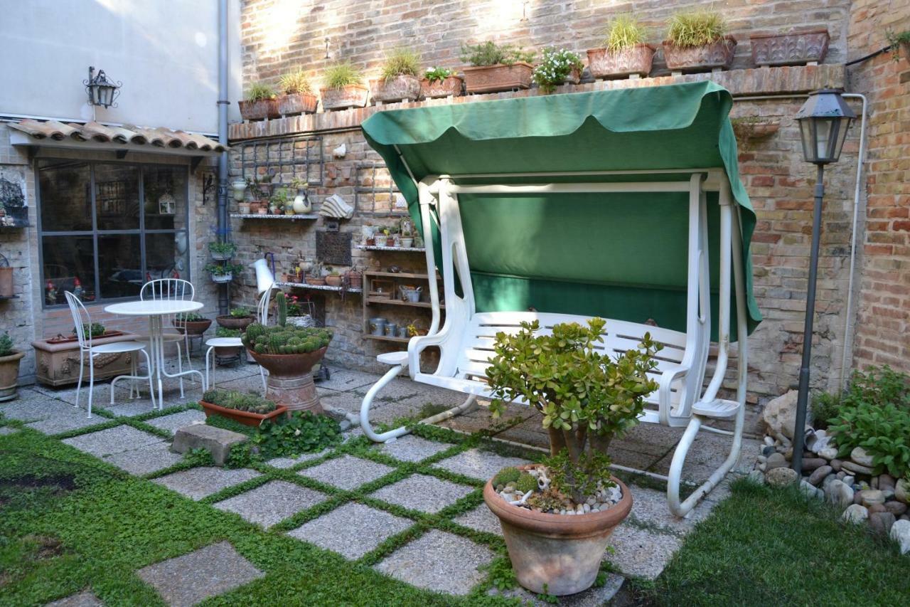 Il Giardino Roccioso Bed & Breakfast Ravenna Exterior photo