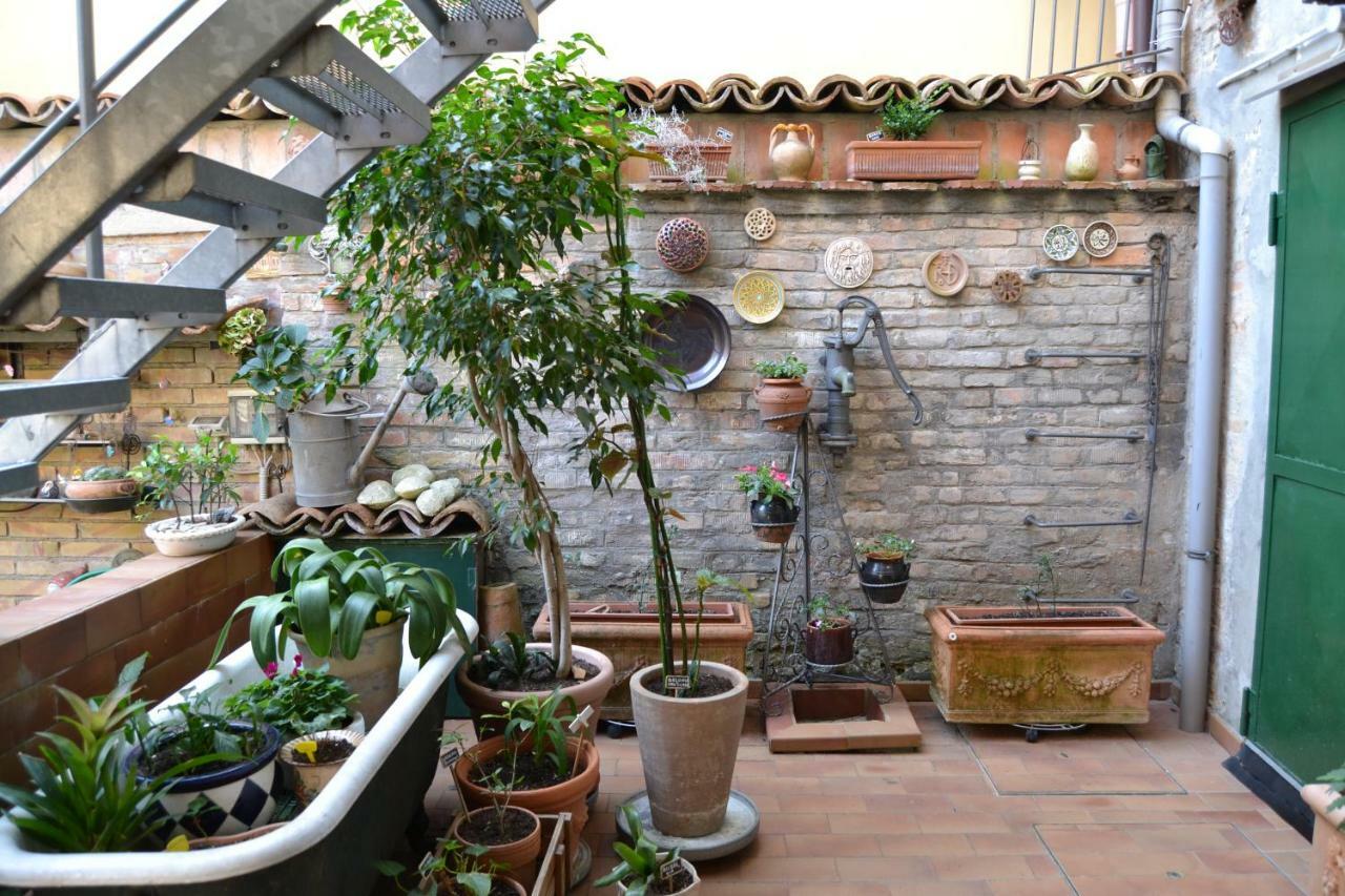 Il Giardino Roccioso Bed & Breakfast Ravenna Exterior photo